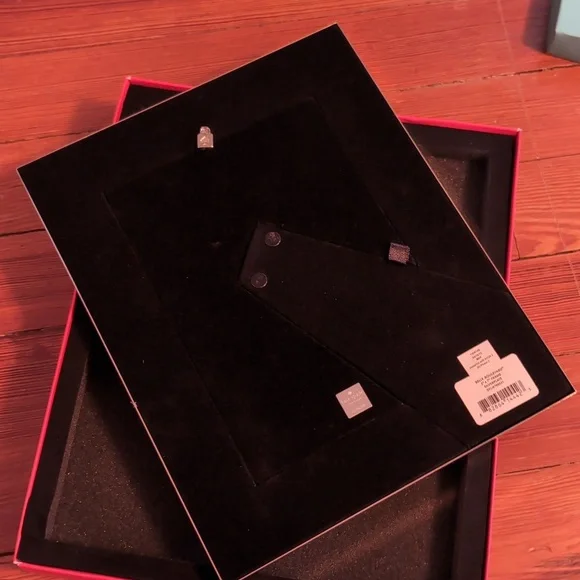 Kate Spade Picture Frame - Picture 3 of 8